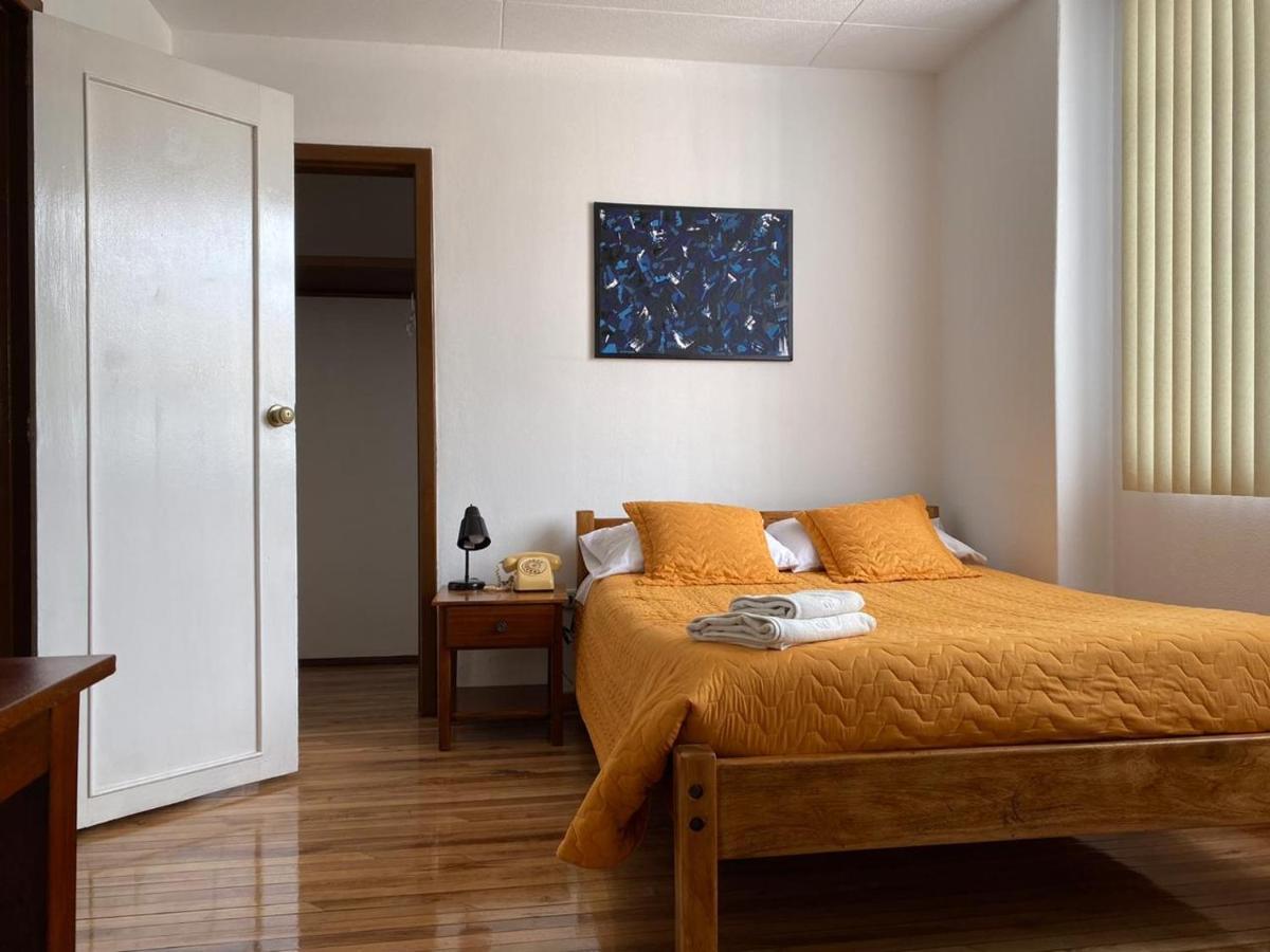 Hotel 9 De Octubre Quito Kültér fotó