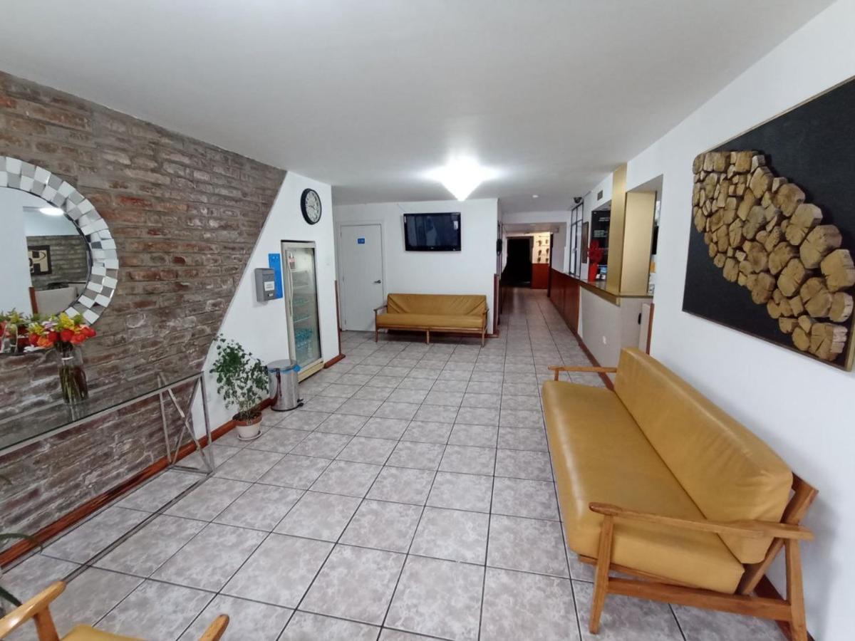 Hotel 9 De Octubre Quito Kültér fotó