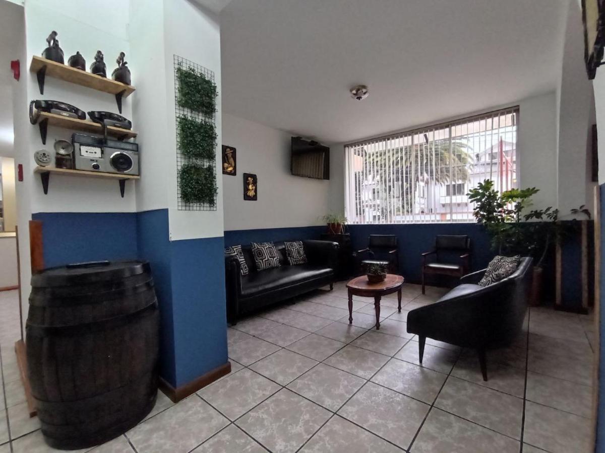 Hotel 9 De Octubre Quito Kültér fotó