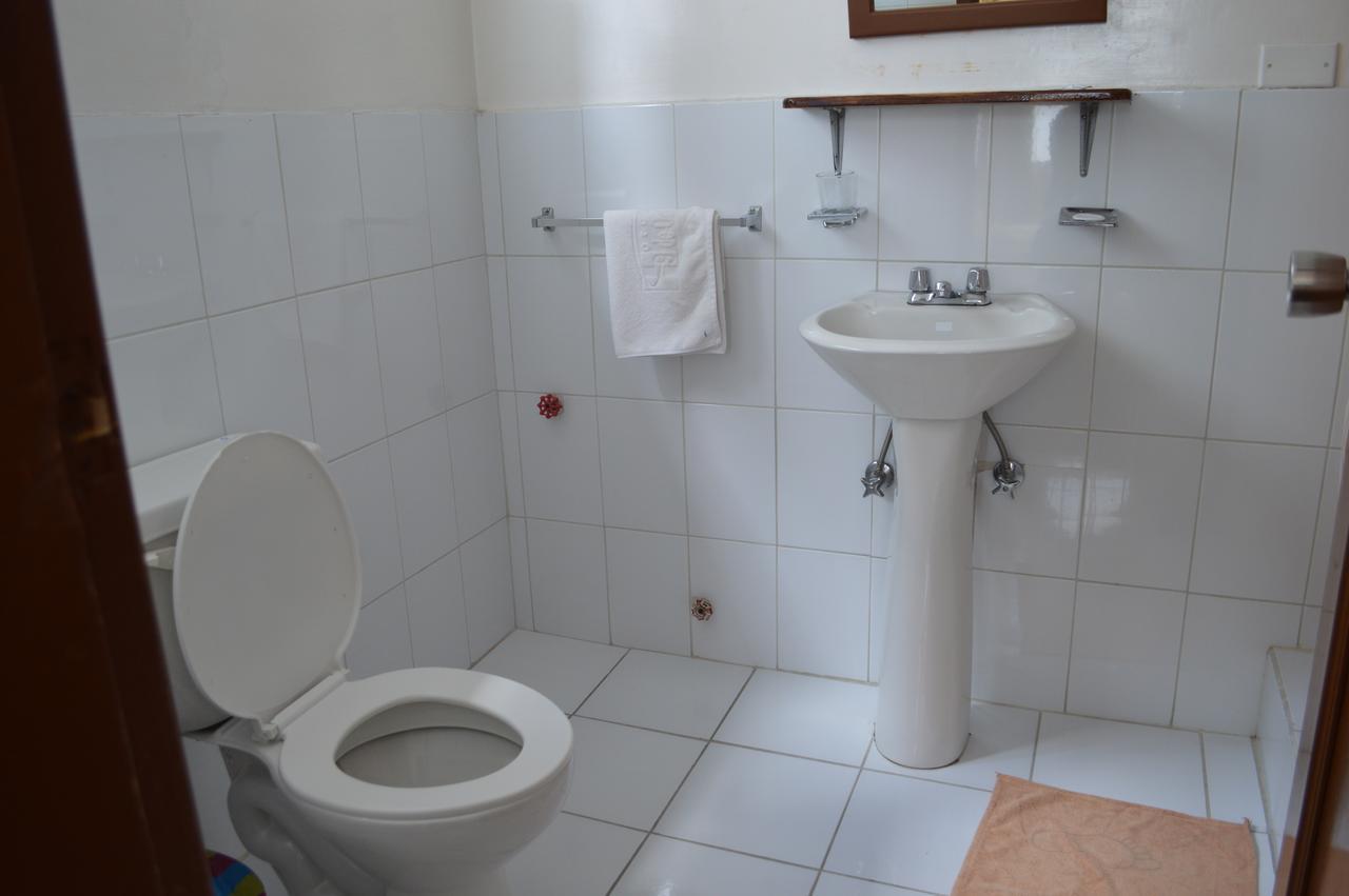 Hotel 9 De Octubre Quito Kültér fotó