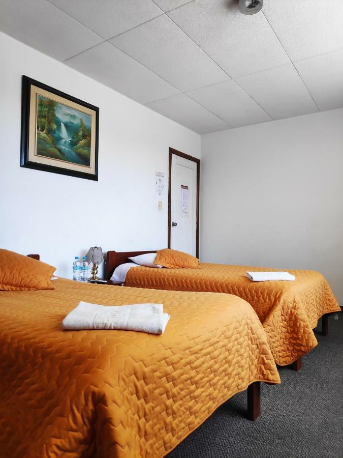 Hotel 9 De Octubre Quito Kültér fotó